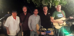 Solucion Perfecta, performing latin music