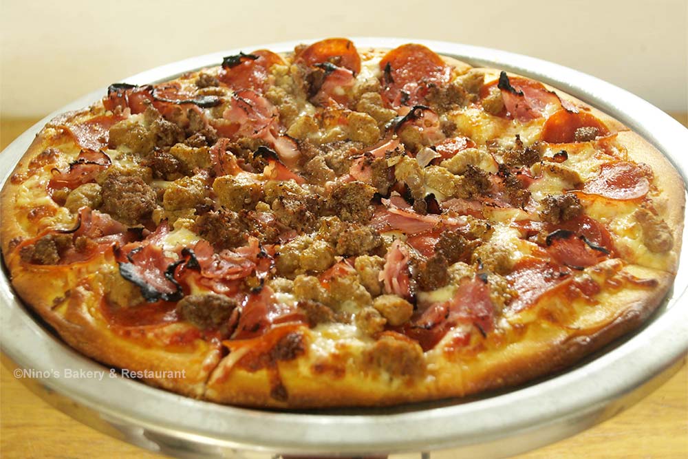 Nino's Meatlovers Pizza